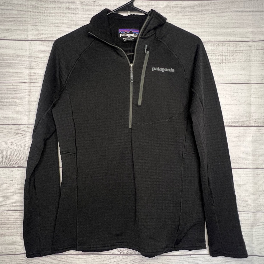 PATAGONIA quarter zip sweater
